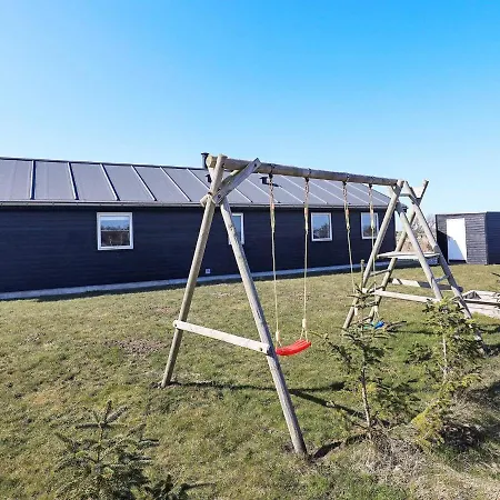Four-bedroom In 26 Holiday home Lokken