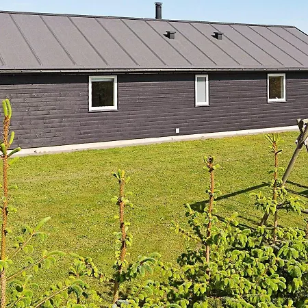 Holiday home Four-bedroom In 26 Lokken