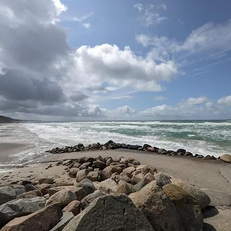 10 Person In Lokken-by Traum *